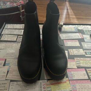 Elegant Black Ankle Boots